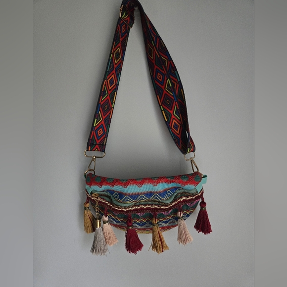 🎁 Free With Any Purchase - New Colorful Tassel Little Bag - Picture 8 of 8